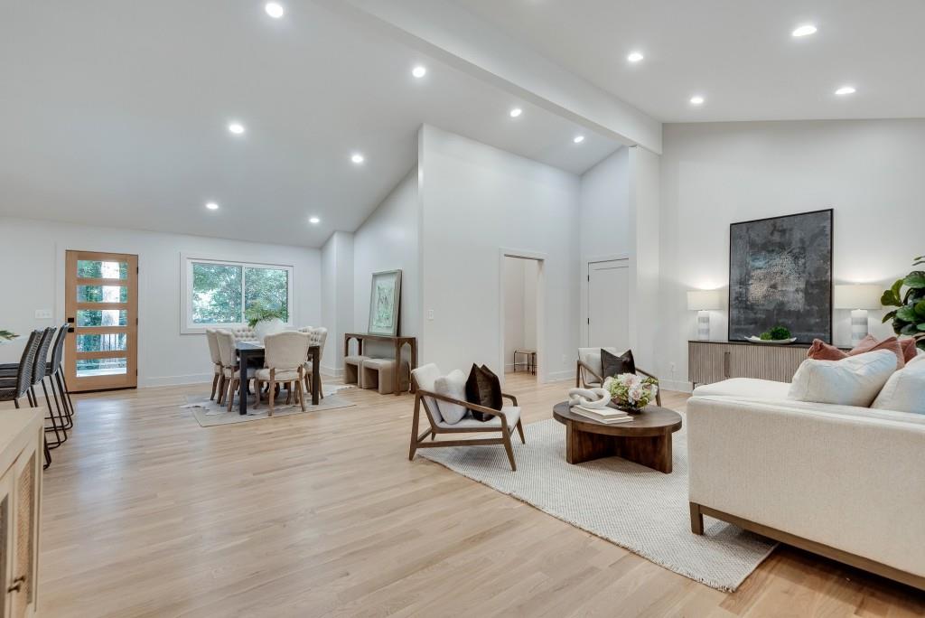 1399 Vista Leaf Drive