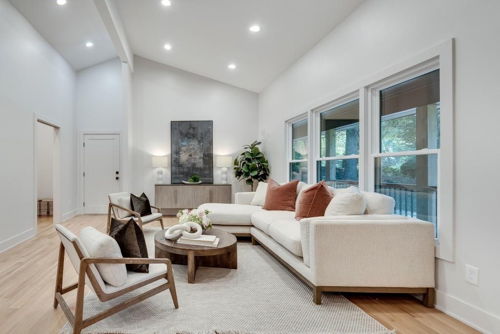 1399 Vista Leaf Drive