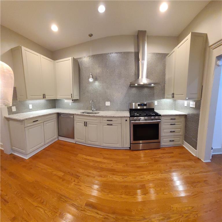 357 Cameron Street SE 357