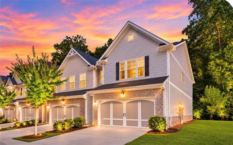 Townhouse For Sale - 170 Camden Park Drive<br/> Cherokee County, Woodstock, GA 30188