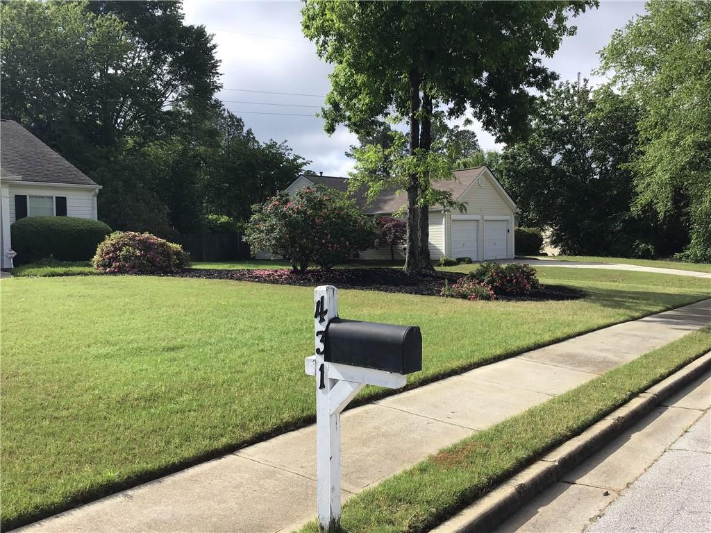 431 Crested View Drive, Loganville, Georgia image 7