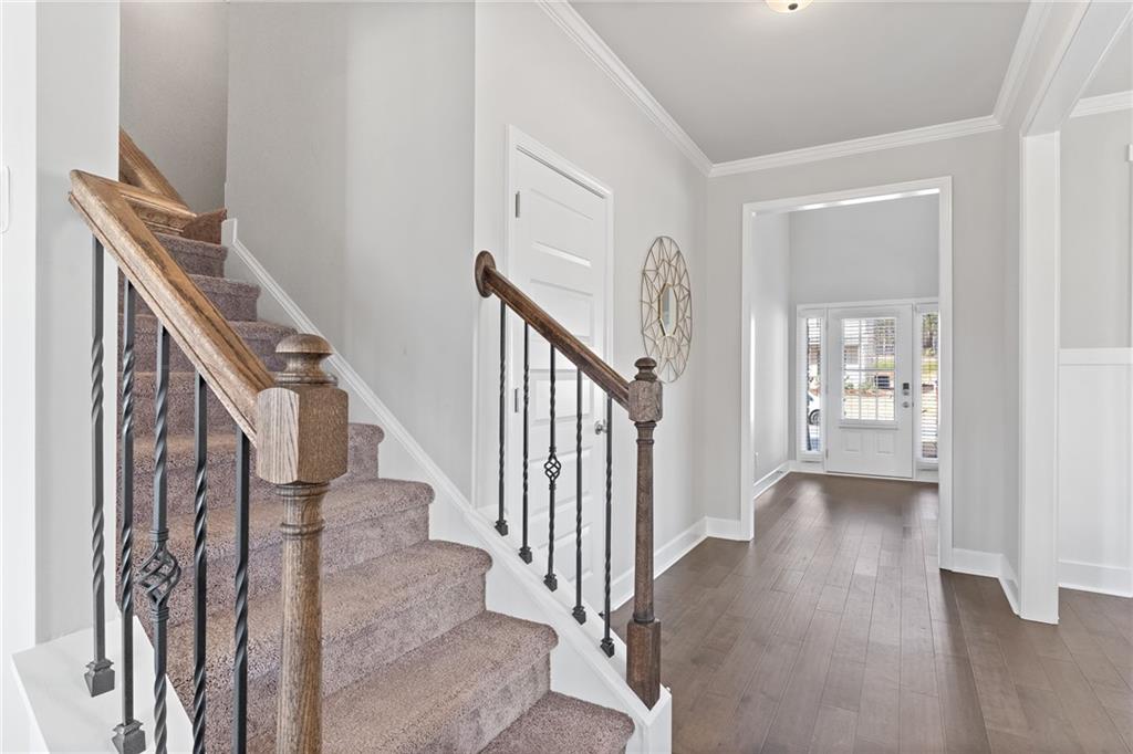 7352 Rocklin Lane, Flowery Branch, Georgia image 8