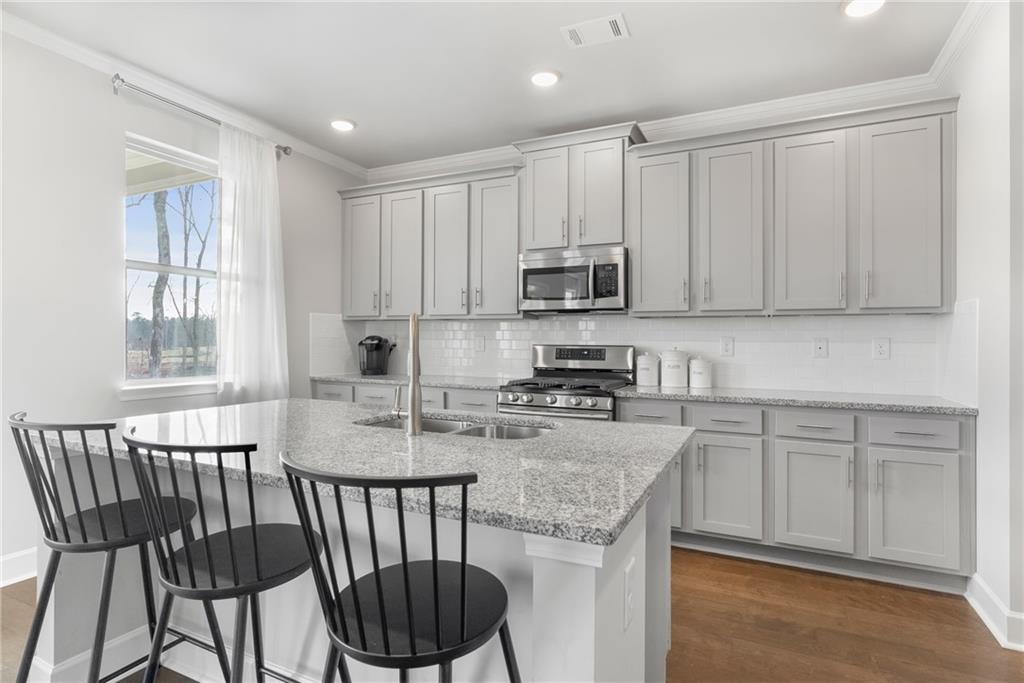 7352 Rocklin Lane, Flowery Branch, Georgia image 15