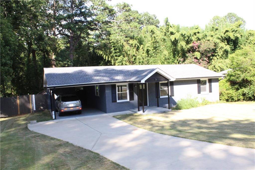 Location, Location, Location! 4 sides brick ranch in a quiet community. Hardwood floors throughout, kitchen offers breakfast room, granite countertops. Easy access to covered patio. Private fenced backyard. 3 good sized bedrooms with 1.5 style jack and jill style bath. New vinyl windows throughout. Newer roof and driveway. Vacant.