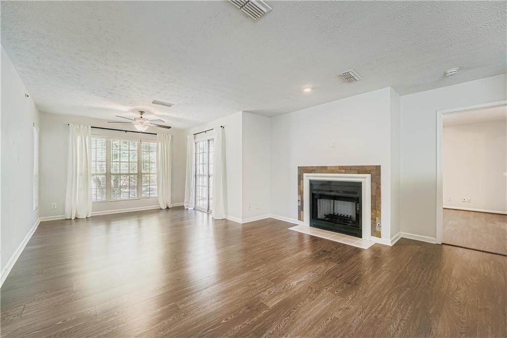 609 Mill Pond Drive SE