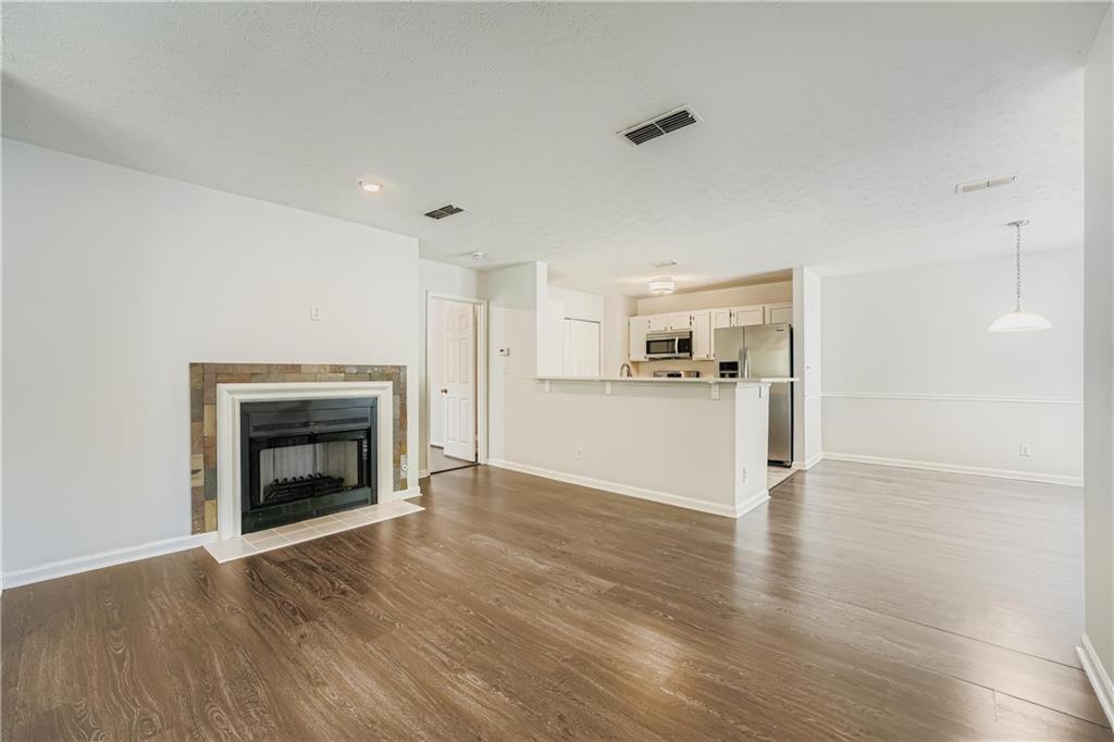 609 Mill Pond Drive SE