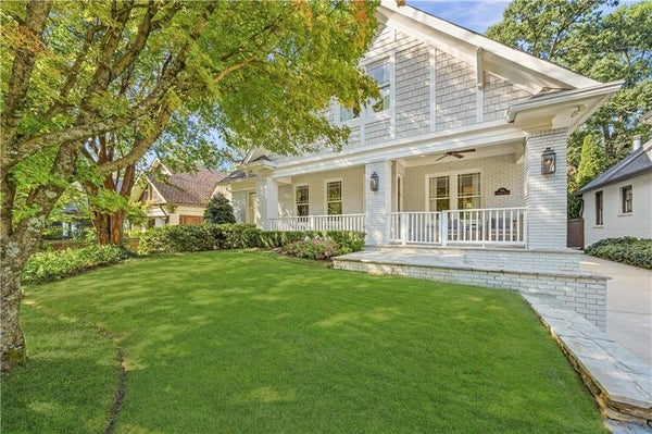 836 YORKSHIRE RD NE, ATLANTA, GA 30306 - Image dfc9b817b5ce44c35eece10bb9dc6fbe/3760292587
