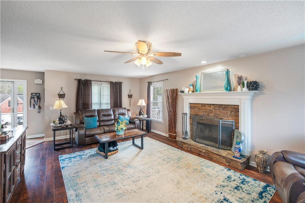 865 Saddle Brooke Drive, Dallas, Georgia image 4