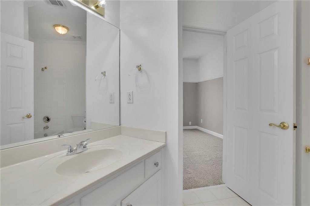 1805 Hunters Moon Drive, Alpharetta, Georgia image 12