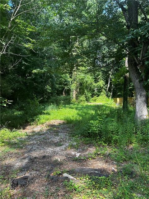 Vacant Land For Sale - 2001 Marvin Lane<br/> Fulton County, Atlanta, GA 30311