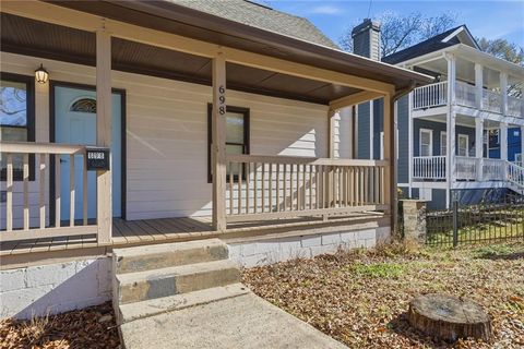 Homes For Sale - 698 Garibaldi Street<br/> Atlanta, GA 30310