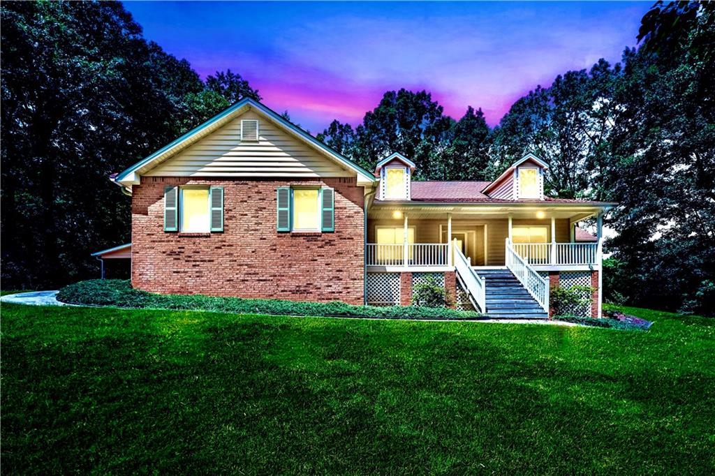 7635 Saddle Creek Trail