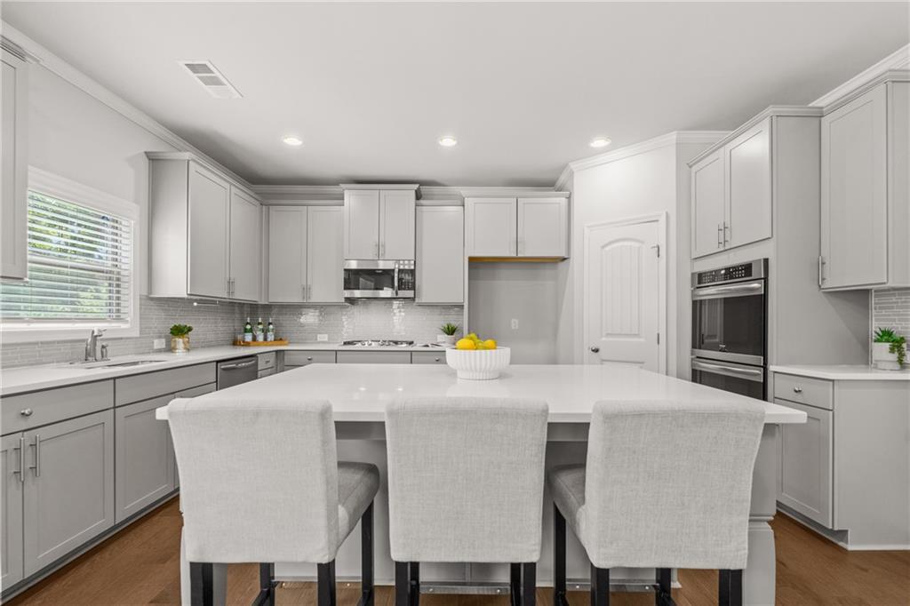 Westerleigh Commons - Residential