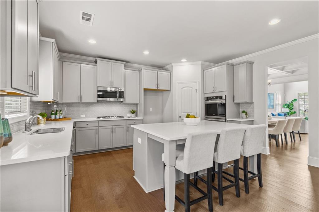 Westerleigh Commons - Residential