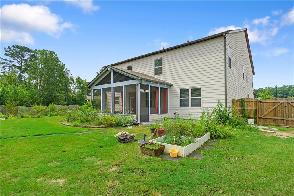 Westerleigh Commons - Residential
