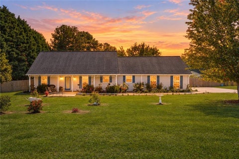 Homes For Sale - 3580 Marce Camp Road<br/> Loganville, GA 30052