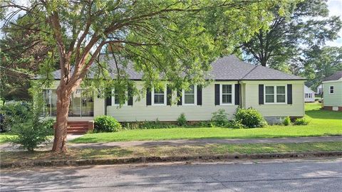 Homes For Sale - 3349 Bloomfield Avenue<br/> Cobb County, Clarkdale, GA 30111