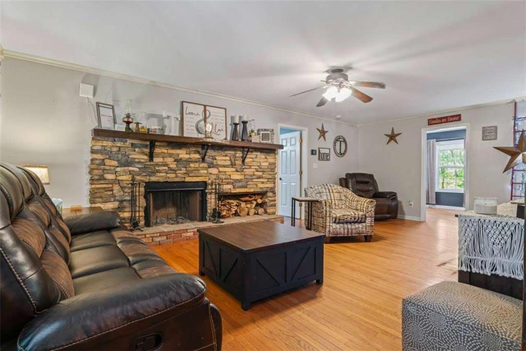 3505 Clear View Trail