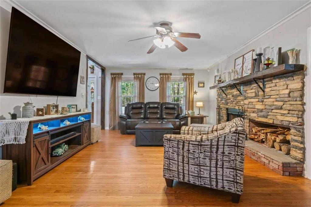 3505 Clear View Trail