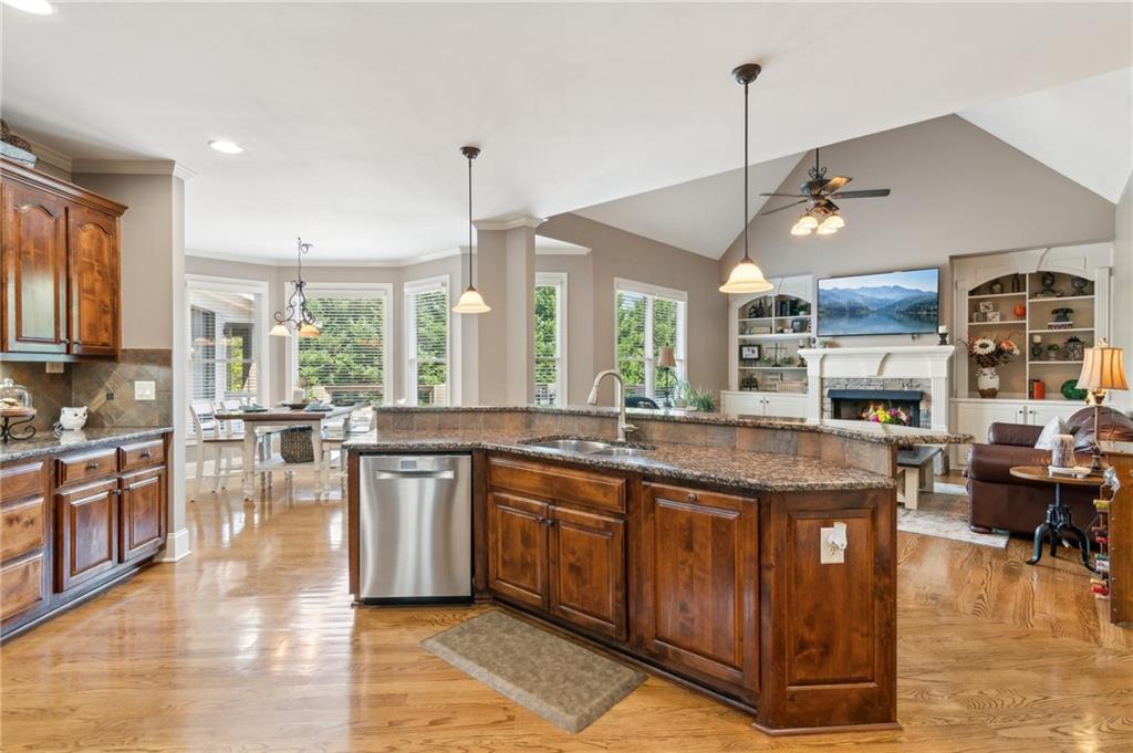 968 Woodtrace Lane, Auburn, Georgia image 18