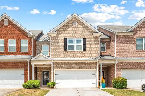 Townhouse For Sale - 234 Greenview Lane<br/> Lawrenceville, GA 30046