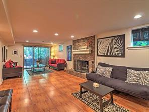 843 NE Artwood Road NE 843
