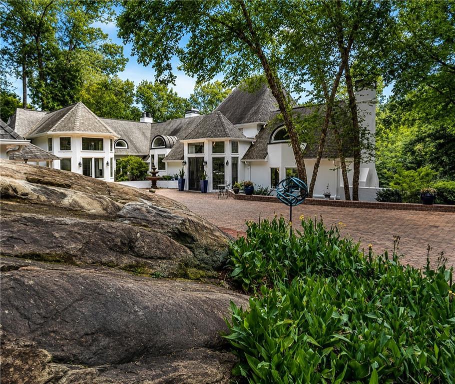 3906 Paces Ferry Road NW