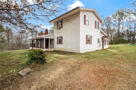 A home in Villa Rica