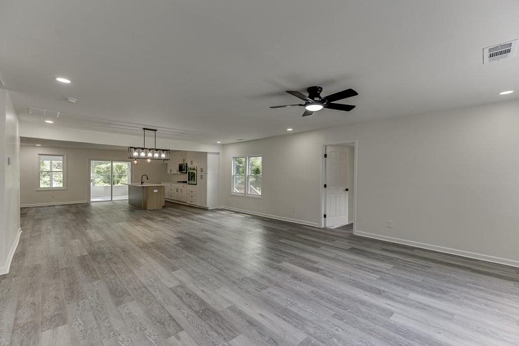 1423 Lynford Drive SW