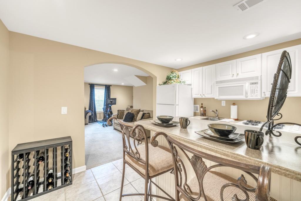 1455 Oglethorpe Run Lane, Suwanee, Georgia image 30