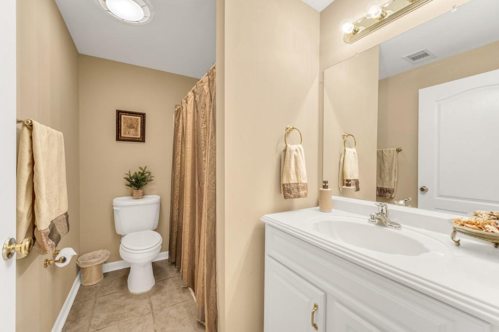 1455 Oglethorpe Run Lane, Suwanee, Georgia image 32