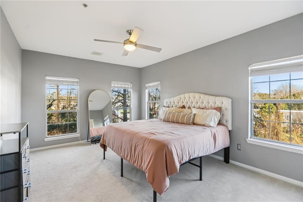 5641 Roswell Road 201