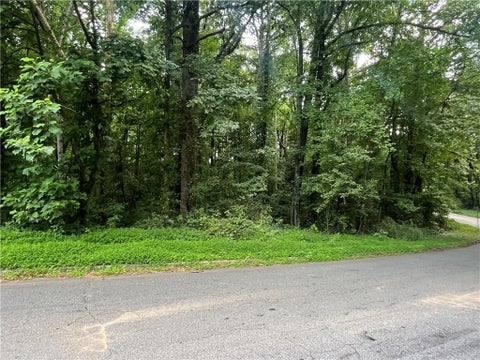 Vacant Land For Sale - 5743 Tunbridge Wells Road<br/> Lithonia, GA 30058