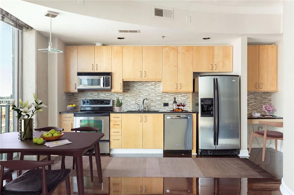 361 17th Street NW 1120