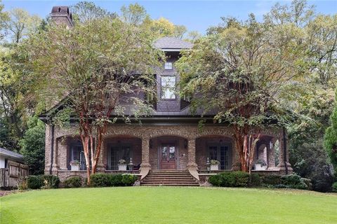 Photo of 1640 Nottingham Way NE, Atlanta, GA 30309 (MLS # 7673554)