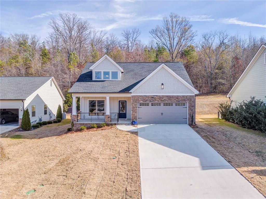 6 Tahlequah Street NE