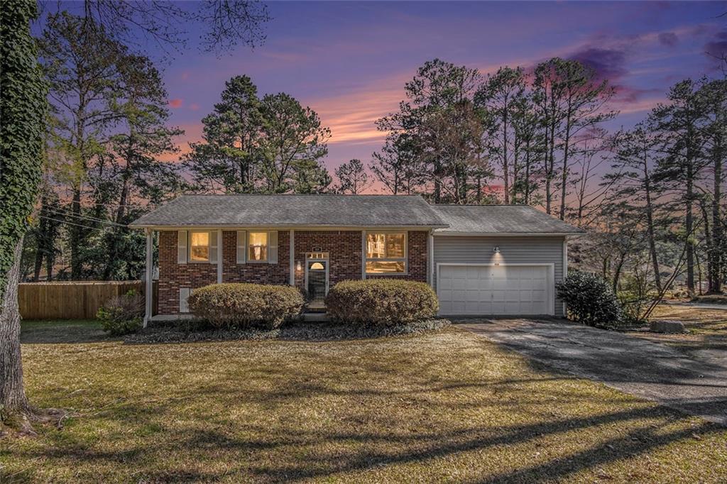 959 Frontier Trail SW