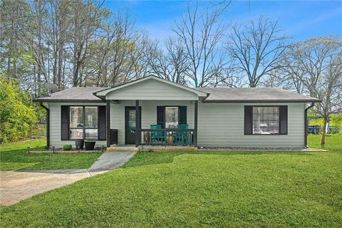 Homes For Sale - 3839 Cowan Circle<br/> Acworth, GA 30101