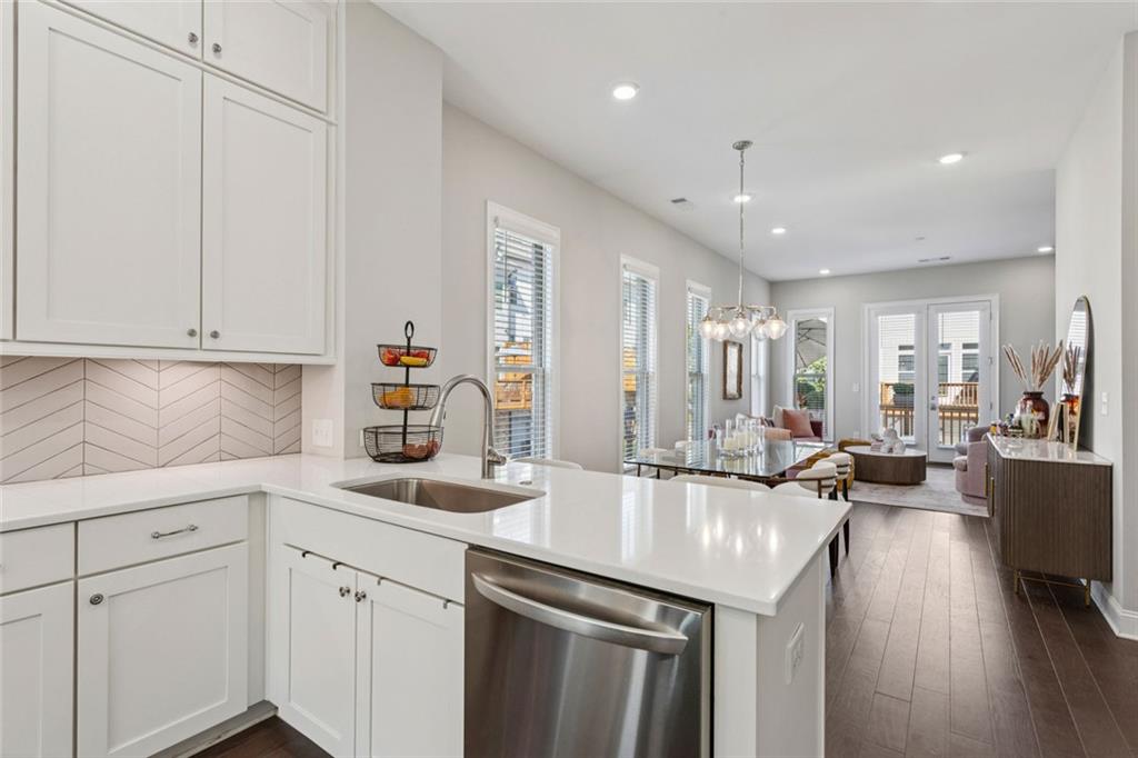 Townes at Chastain - Residential