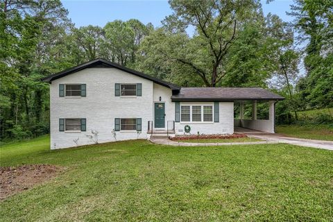 Photo of 1916 Glen Mora Court, Decatur, GA 30032 (MLS # 7804944)