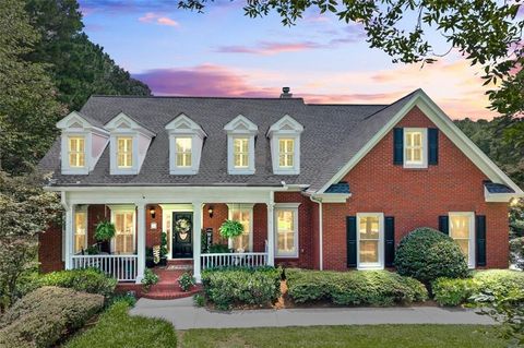 1292 GREEN TURF Drive Snellville GA 30078