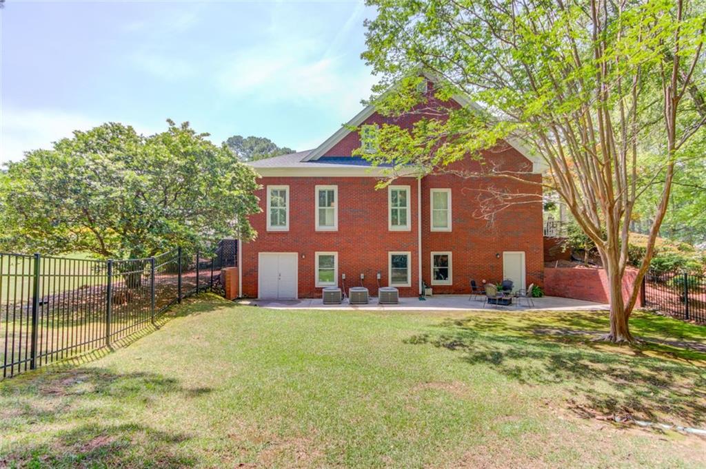1292 GREEN TURF Drive