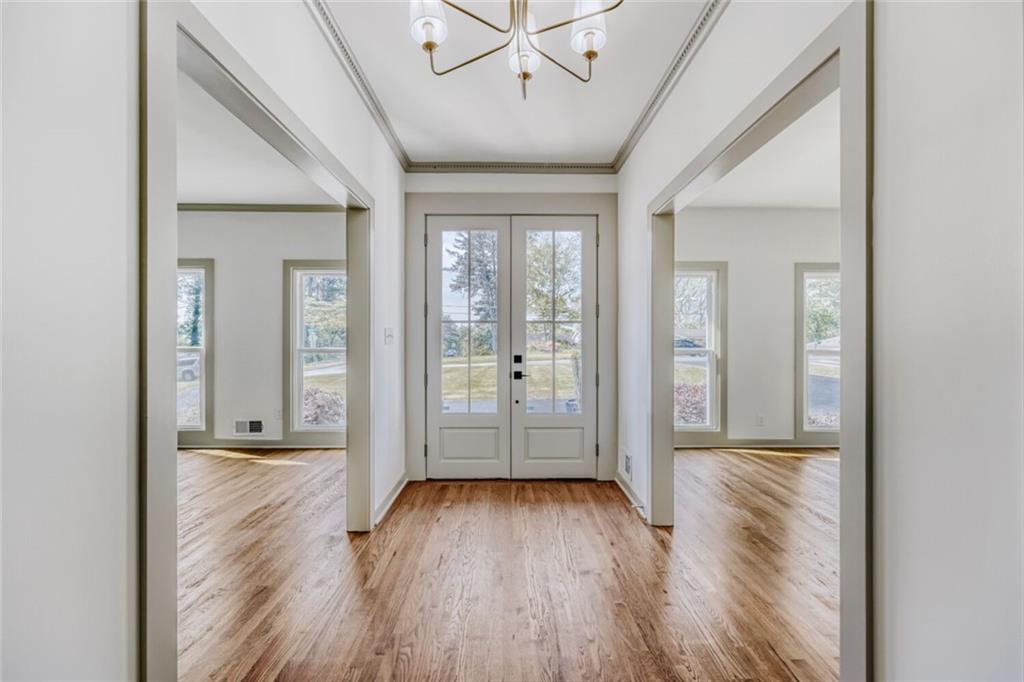 2812 Galahad Drive NE