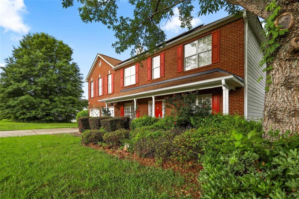 3104 Red Oak Trail