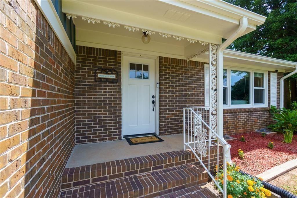 Photo of 5800 Cedar Lane SW, Mableton, GA 30126 (MLS # 7786350)