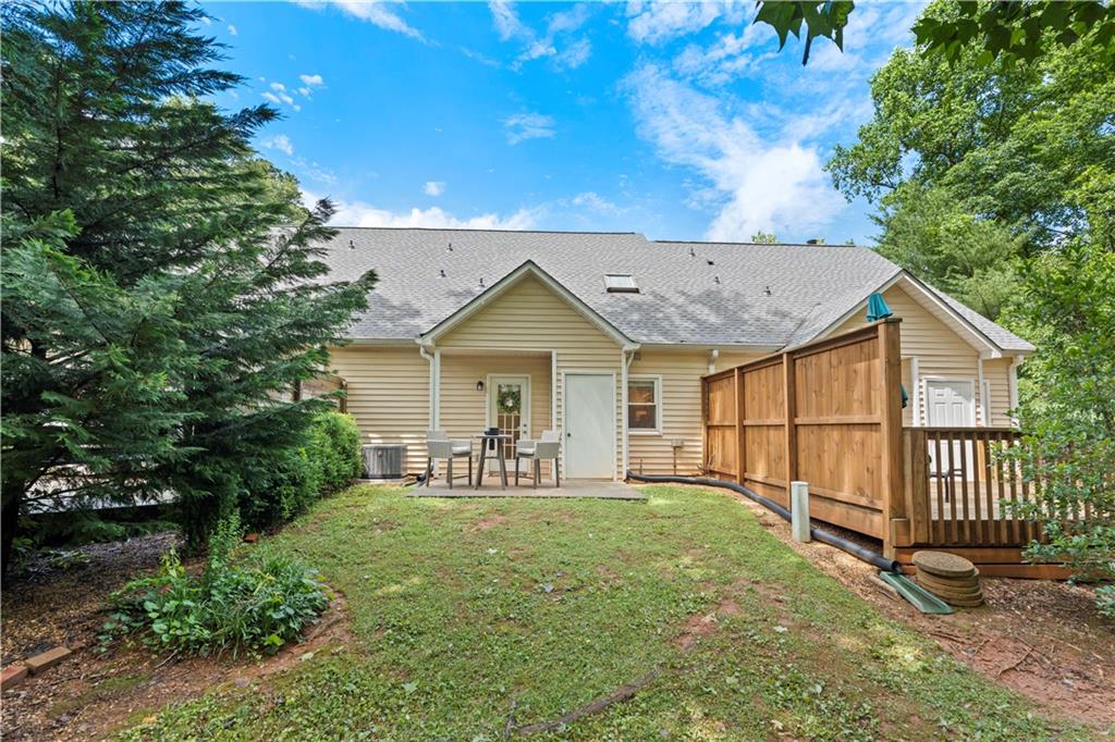1062 Sasha Lane, Roswell, Georgia image 20