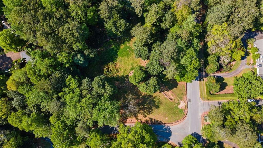 549 Broadland Road NW