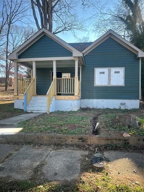 Photo of 1096 PEEPLES Street SW, Atlanta, GA 30310 (MLS # 7314130)