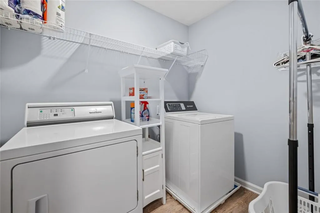 Lula, Georgia 30554, United States, 4 Bedrooms Bedrooms, ,3 BathroomsBathrooms,Residential,Pending,106747