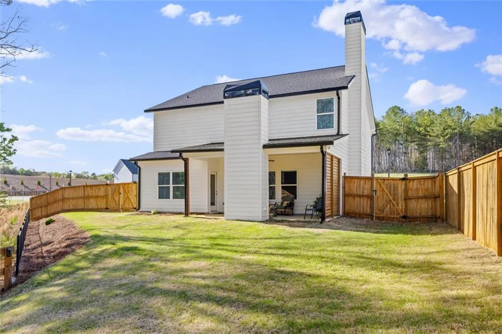 Lula, Georgia 30554, United States, 4 Bedrooms Bedrooms, ,3 BathroomsBathrooms,Residential,Pending,106747